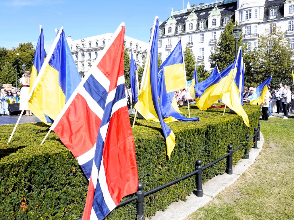 u-norvehii-posylyuyut-pravyla-intehratsiyi-dlya-bizhentsiv