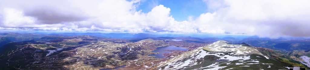 10-litnikh-marshrutiv-norvehii-iaki-u-trendi
